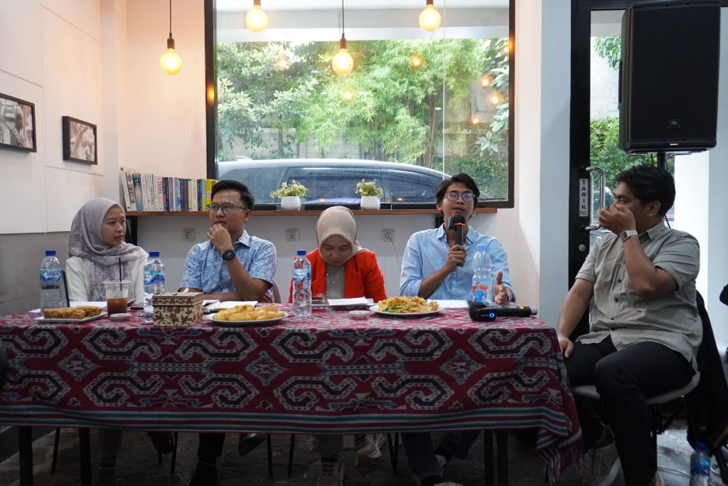 Siaran Pers : Krisis Representasi Politik, Pilkada Tak Langsung Dinilai Mundurkan Kedaulatan Rakyat